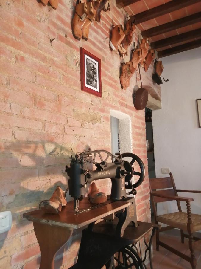 La Bottega Del Calzolaio Appartement Castiglion Fibocchi Buitenkant foto